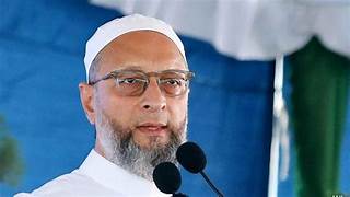 Owaisi made this demand from CM Reddy regarding mosques and dargahs..